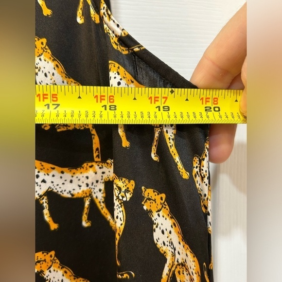 Sleeveless 100% Silk Dress Printed Leopard Cheetah Jaguar Cat Lady High Low Sz M - Picture 6 of 9